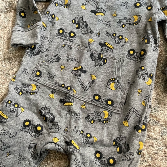 NWOT BABY BOY BODYSUIT - Picture 2 of 7